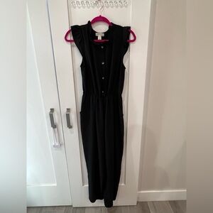 🔥3/$18🔥 Women’s Black jumpsuit size small